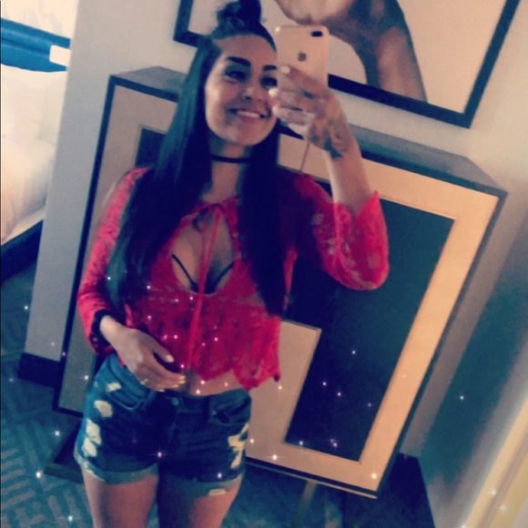 Meet your Posher, Rosalinda 🥰bringbackpolyvore - Picture 4 of 4